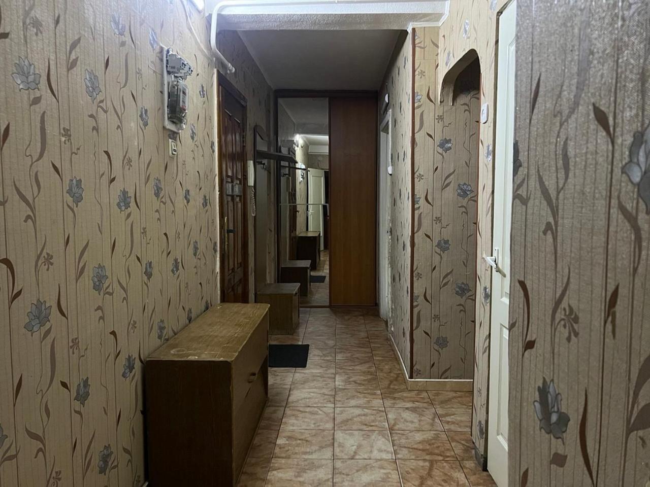 Квартира Эконом-Класса Возле Метро Левобережная Kijów Zewnętrze zdjęcie