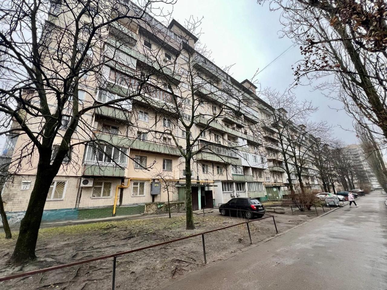 Квартира Эконом-Класса Возле Метро Левобережная Kijów Zewnętrze zdjęcie